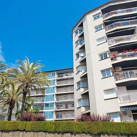 Edificio Blanqueries By Interhome