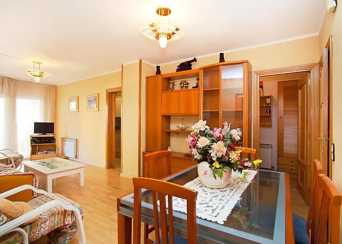 Edificio Blanqueries By Interhome * קאללה