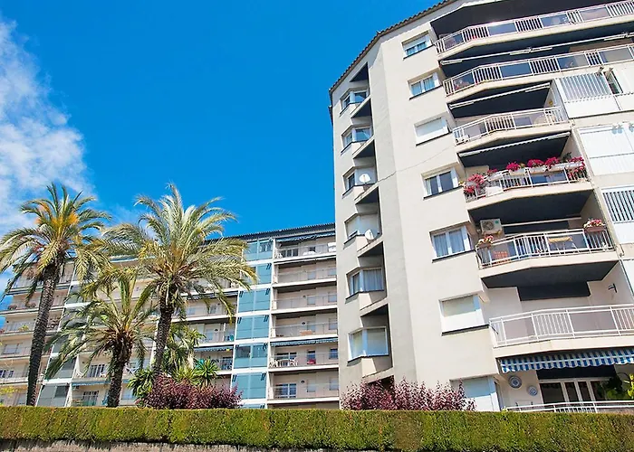 Edificio Blanqueries By Interhome