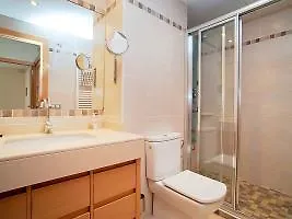 Edificio Blanqueries By Interhome קאללה